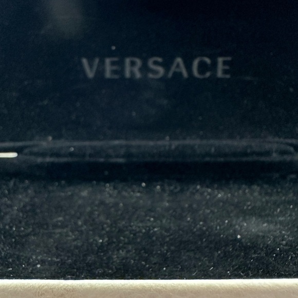 Versace glass case sunglasses reading glasses cream velvet interior - Picture 4 of 4